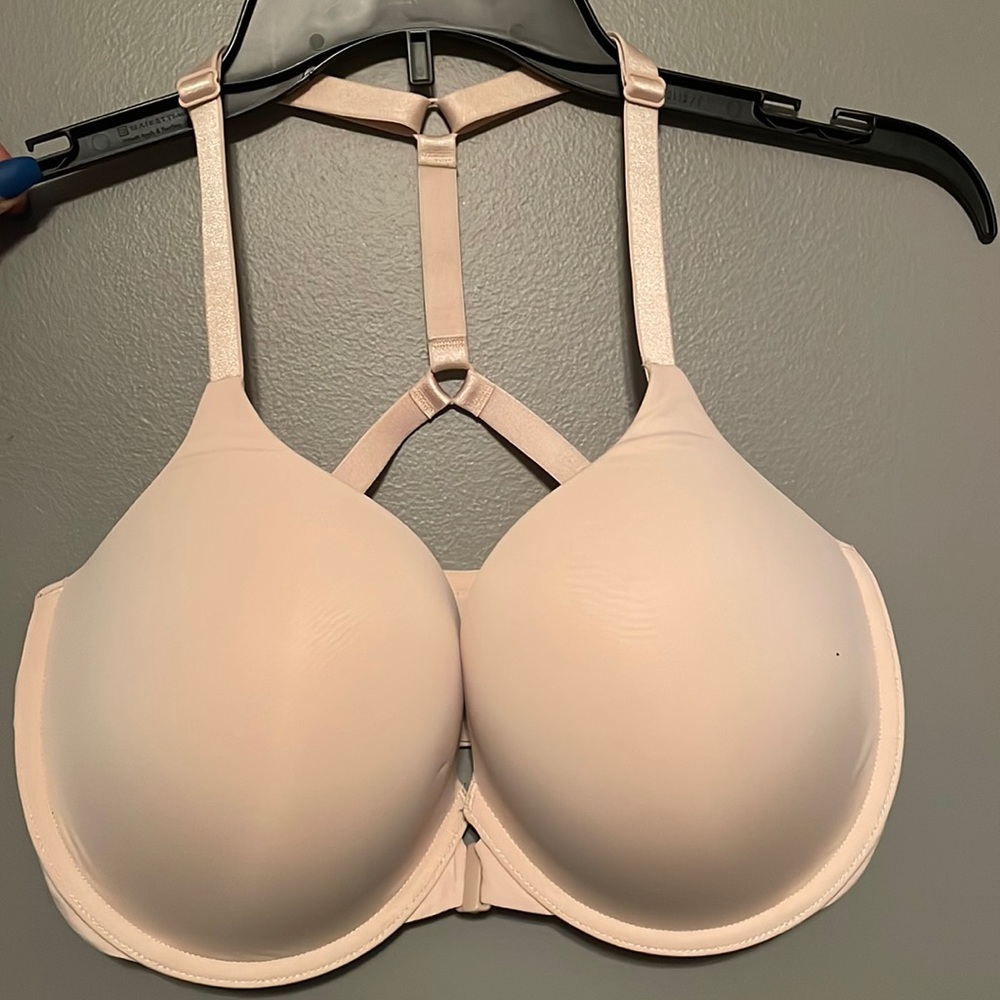 -Victoria’s Secret bra 34DDD tshirt bra T-back